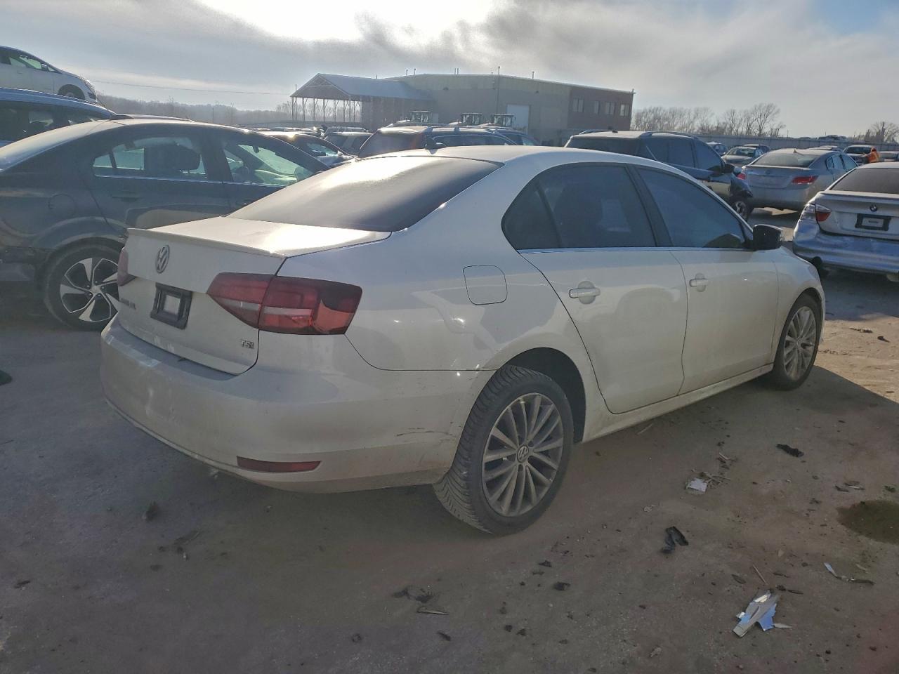 2016 VOLKSWAGEN JETTA