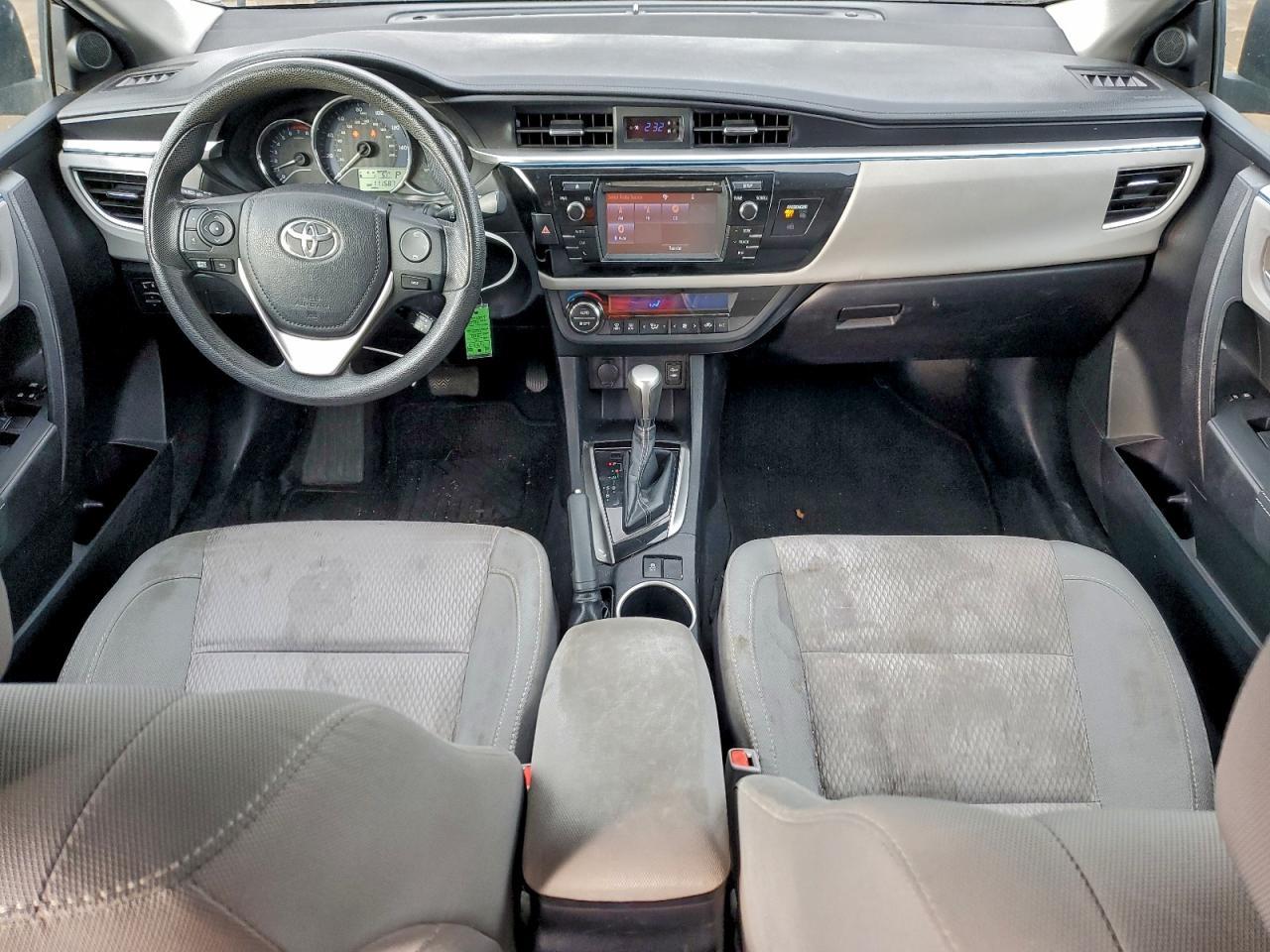 2015 TOYOTA COROLLA