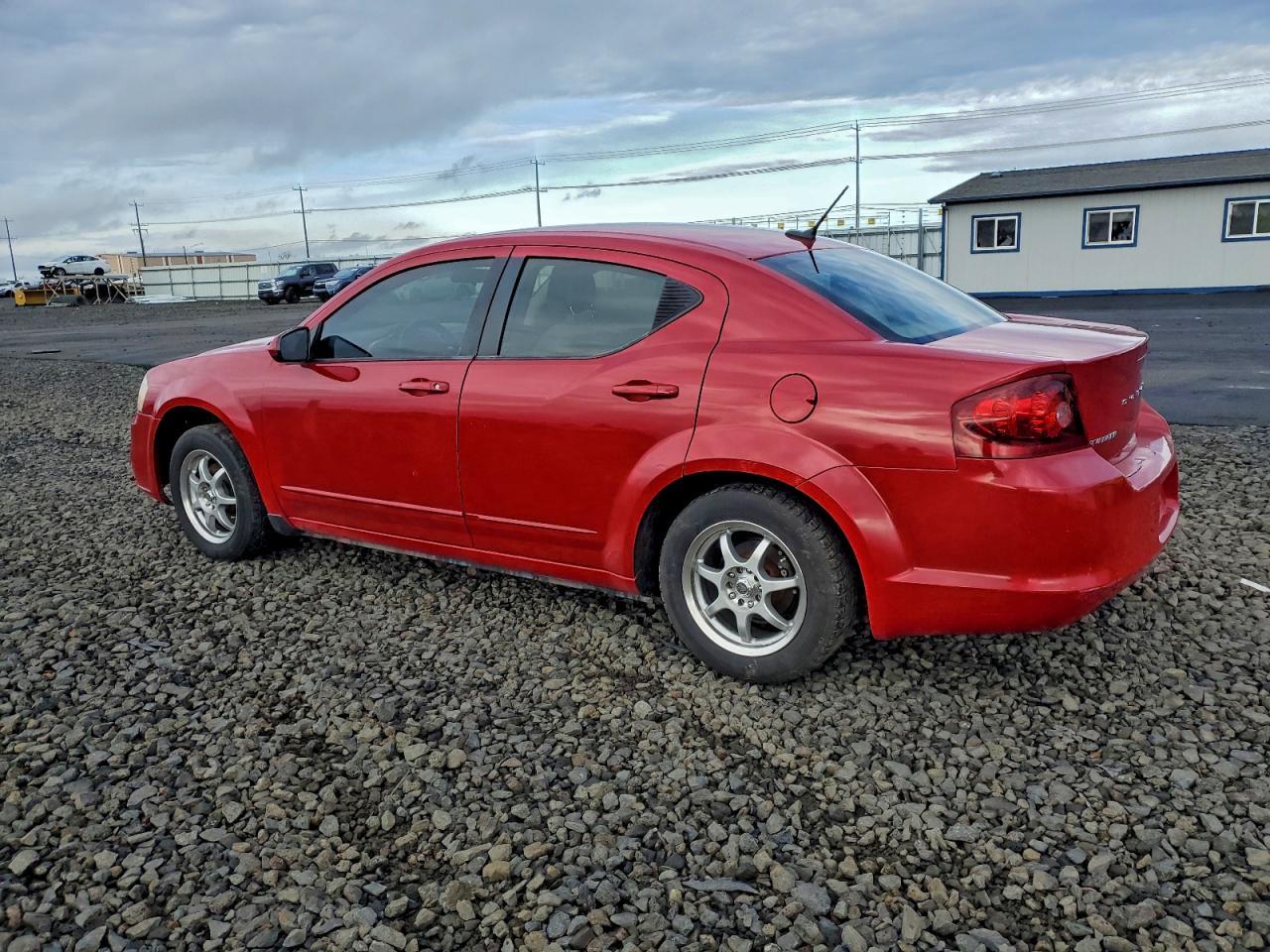 2011 DODGE Avenger