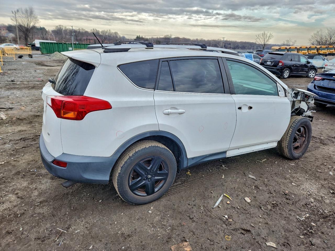 2015 TOYOTA RAV4