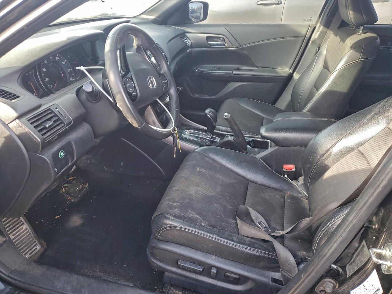 2017 HONDA ACCORD