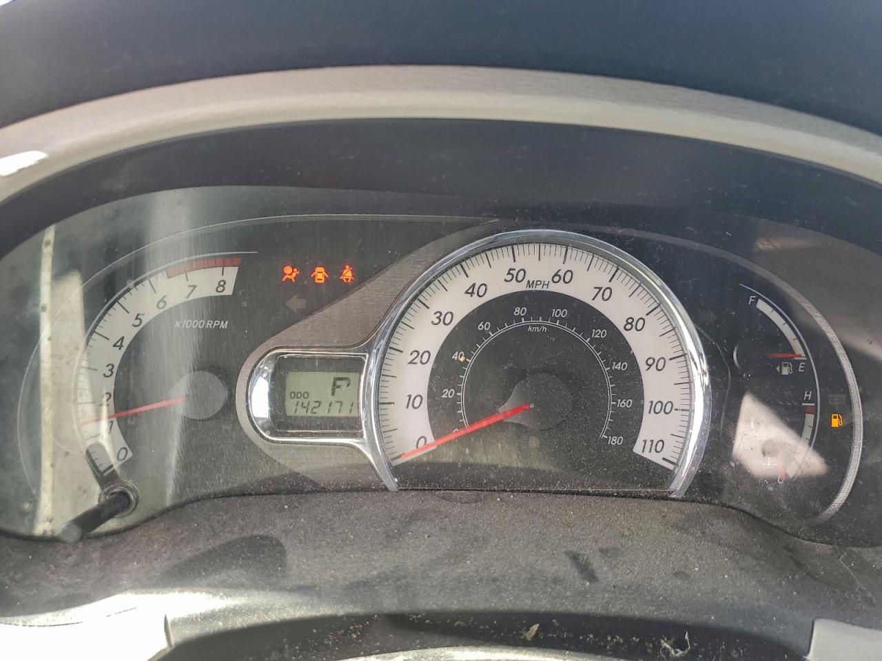 2011 TOYOTA SIENNA