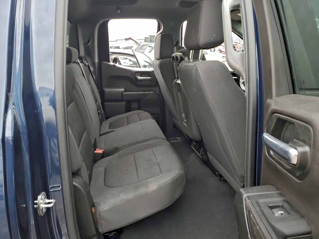 2021 CHEVROLET Silverado