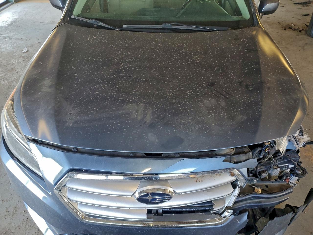 2016 SUBARU Legacy