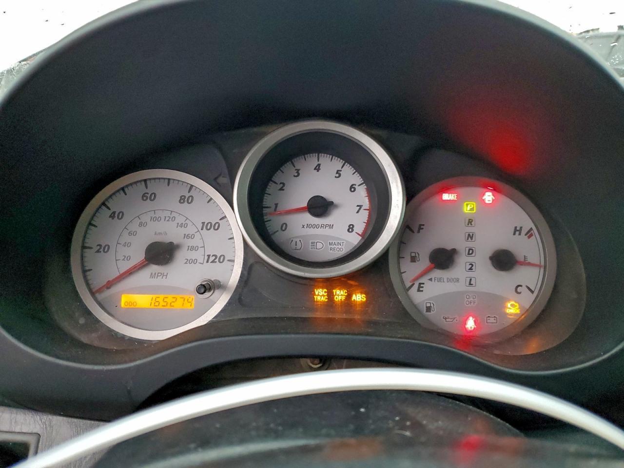 2004 TOYOTA RAV4