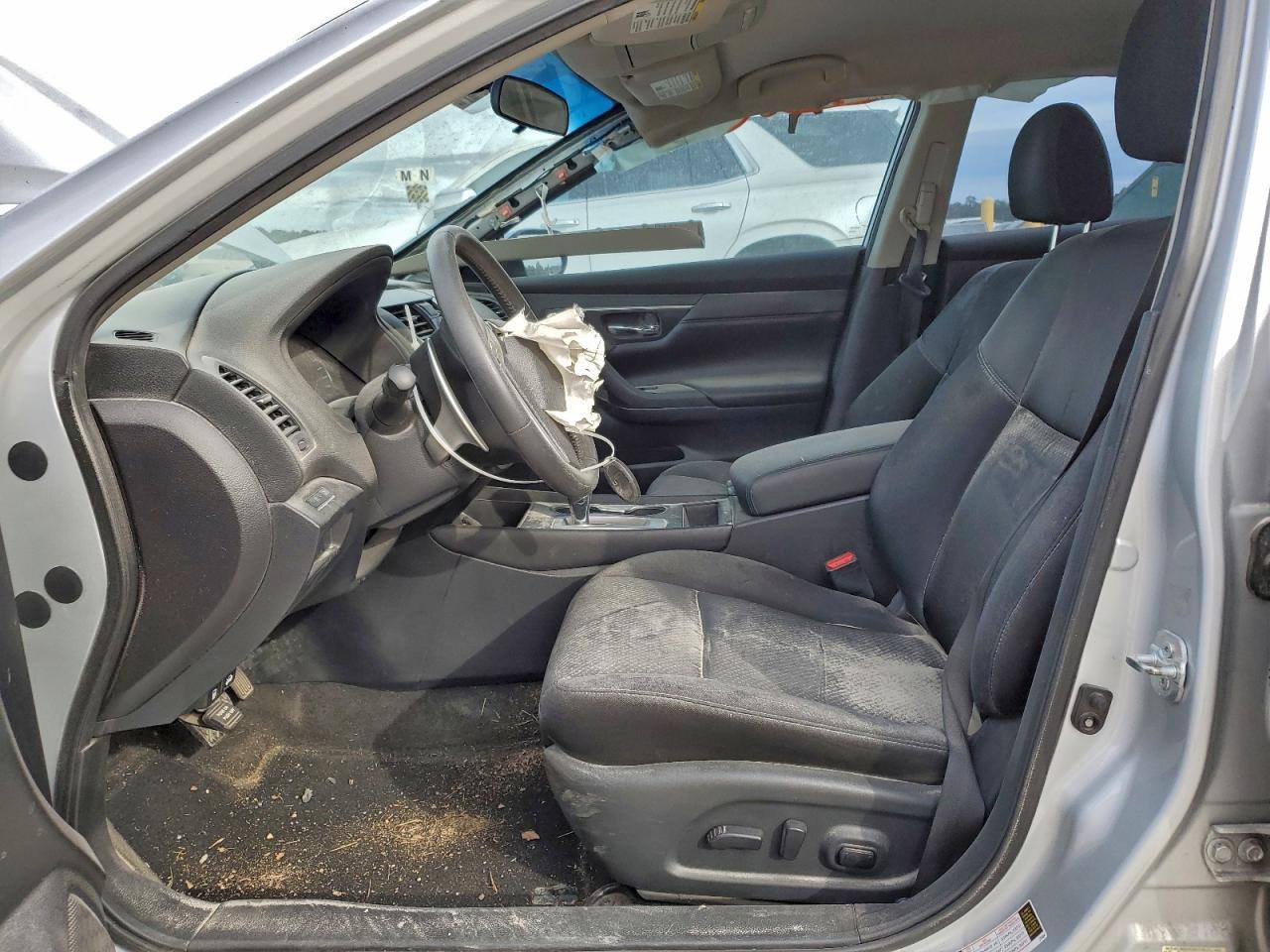2017 NISSAN ALTIMA