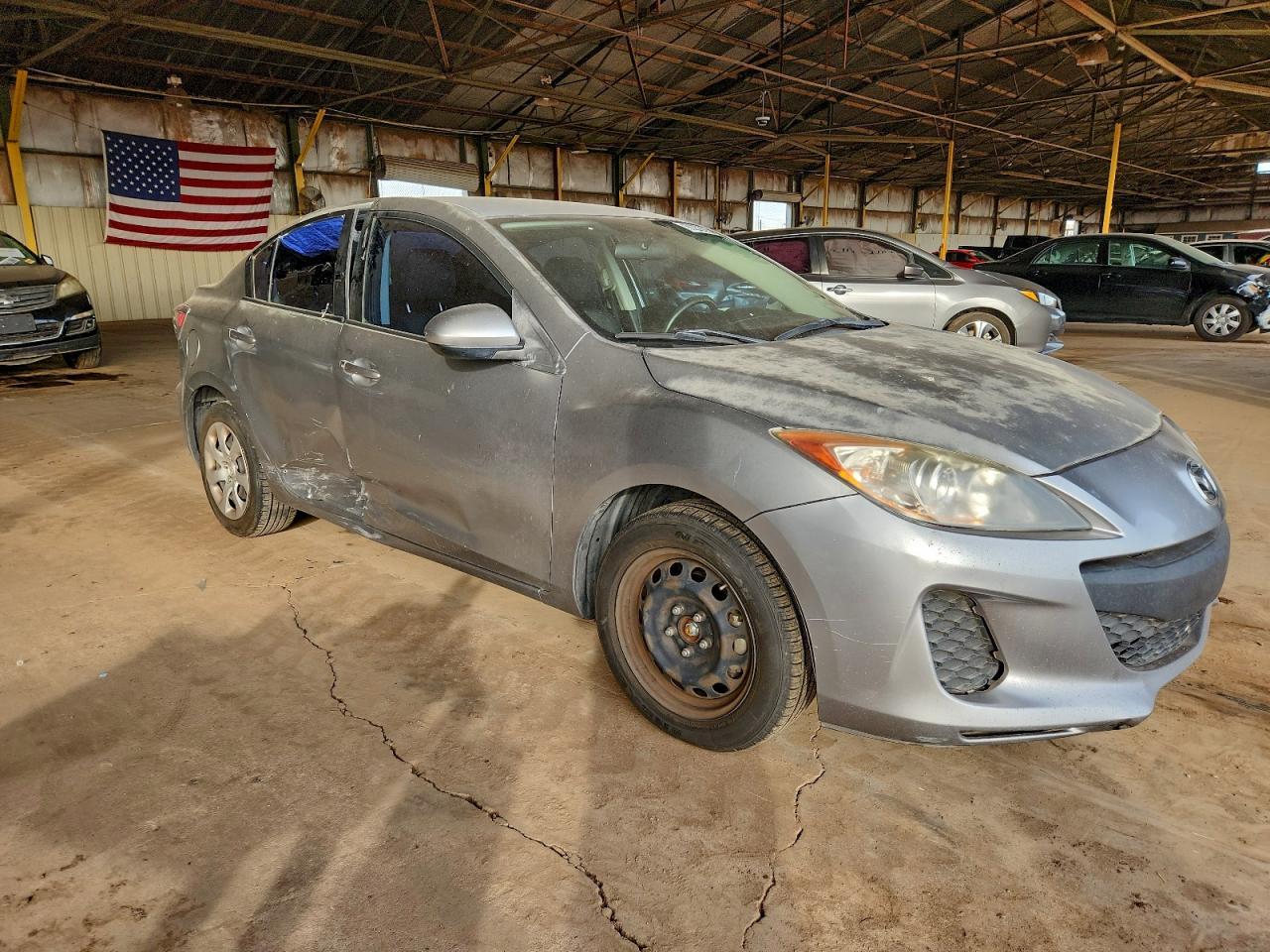 2013 MAZDA 3