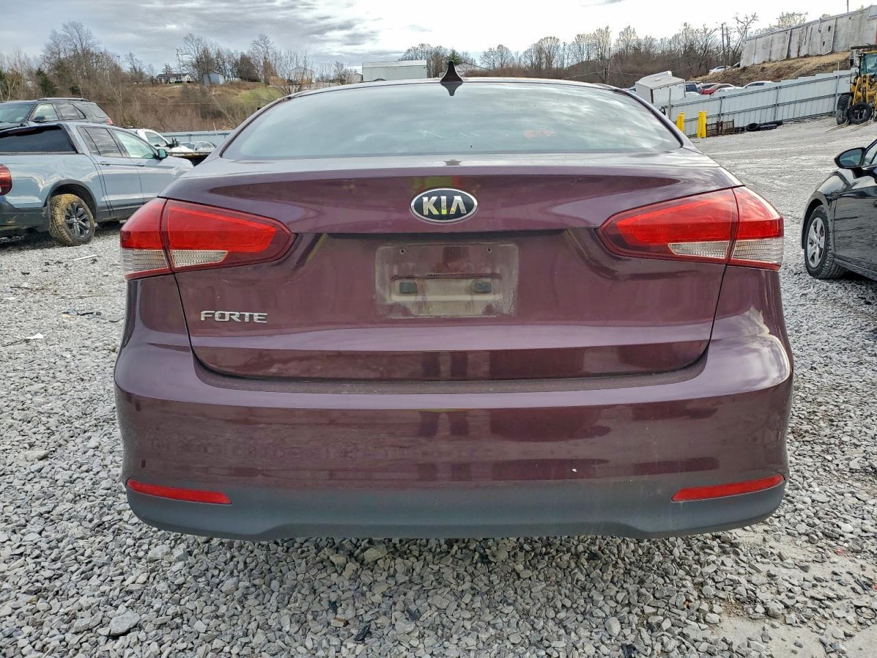 2017 KIA FORTE
