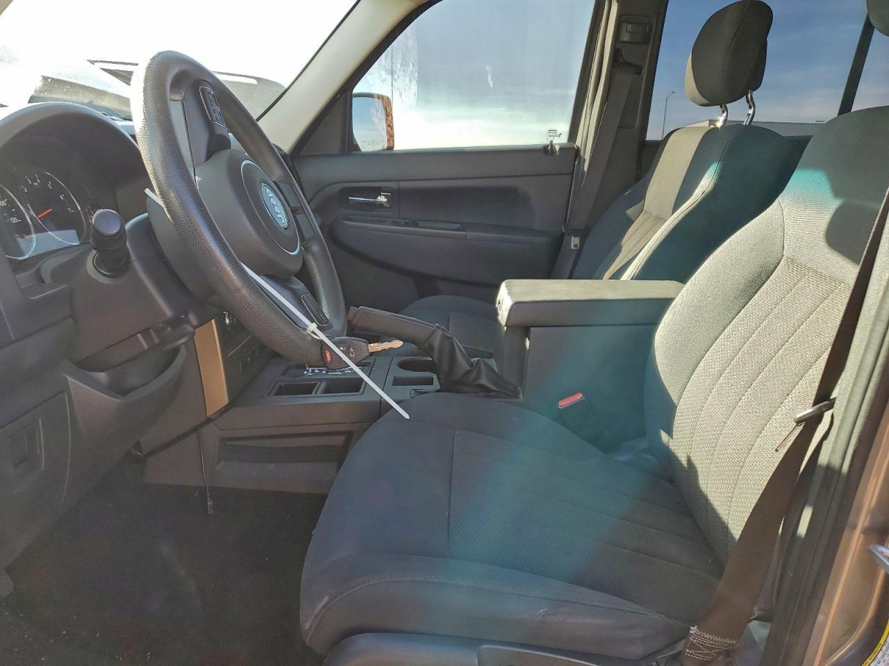 2012 JEEP Liberty