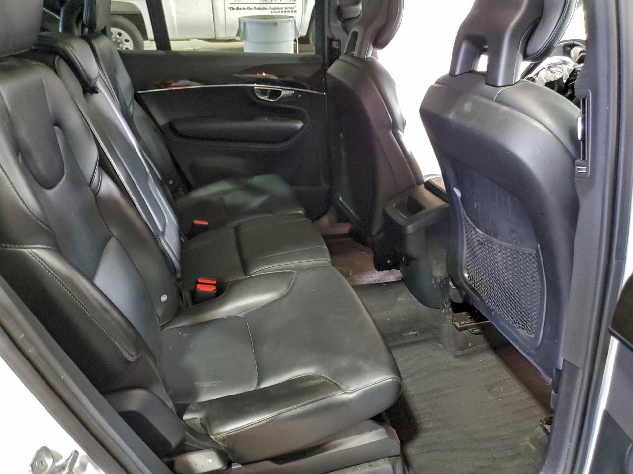 2018 VOLVO XC90