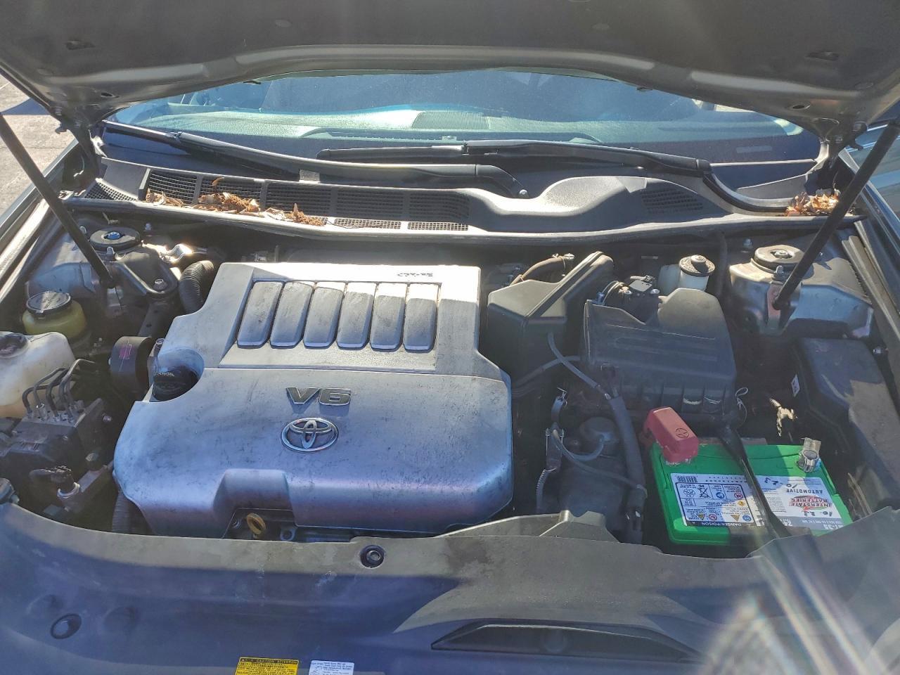 2011 TOYOTA Avalon