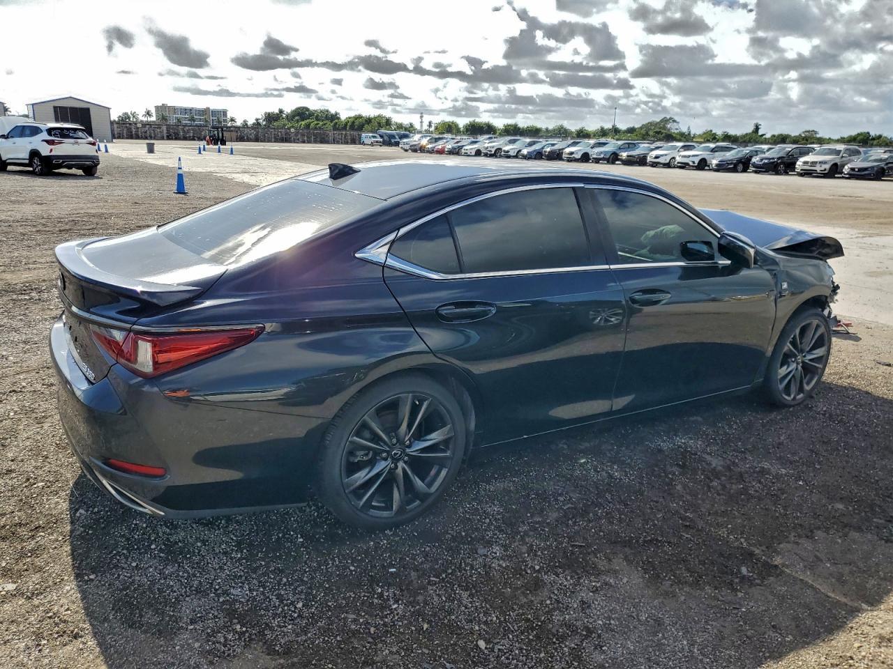 2019 LEXUS ES 350