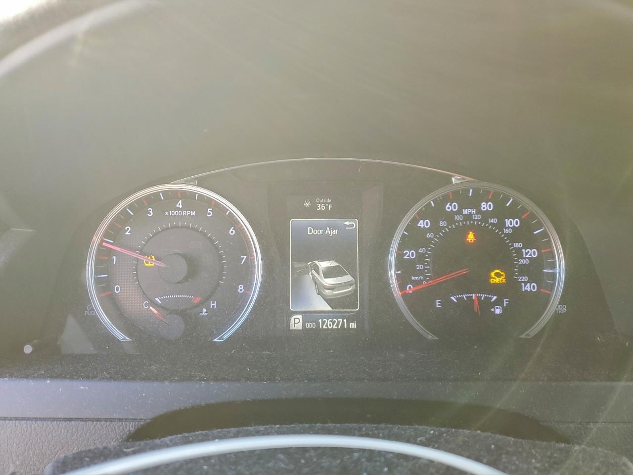 2016 TOYOTA CAMRY