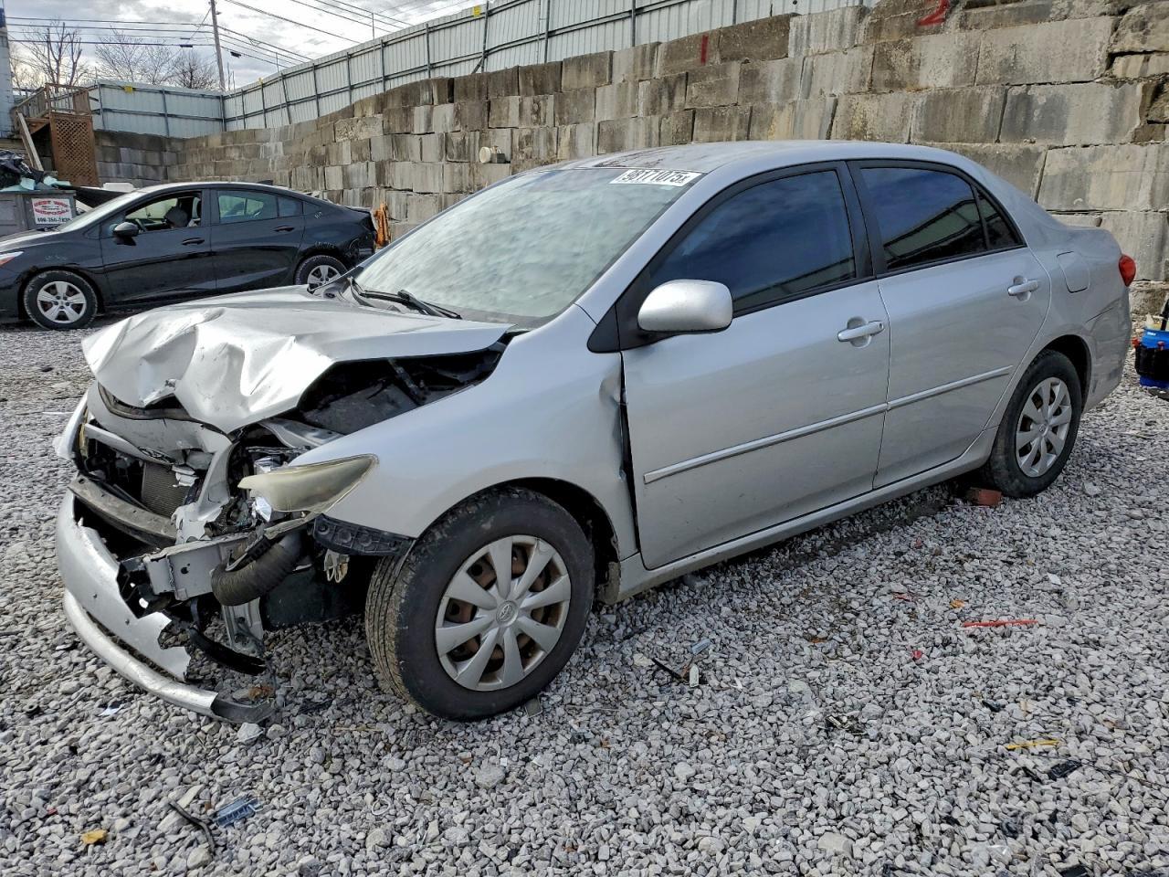 2011 TOYOTA COROLLA