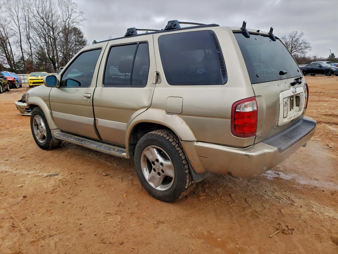 2002 INFINITI QX4