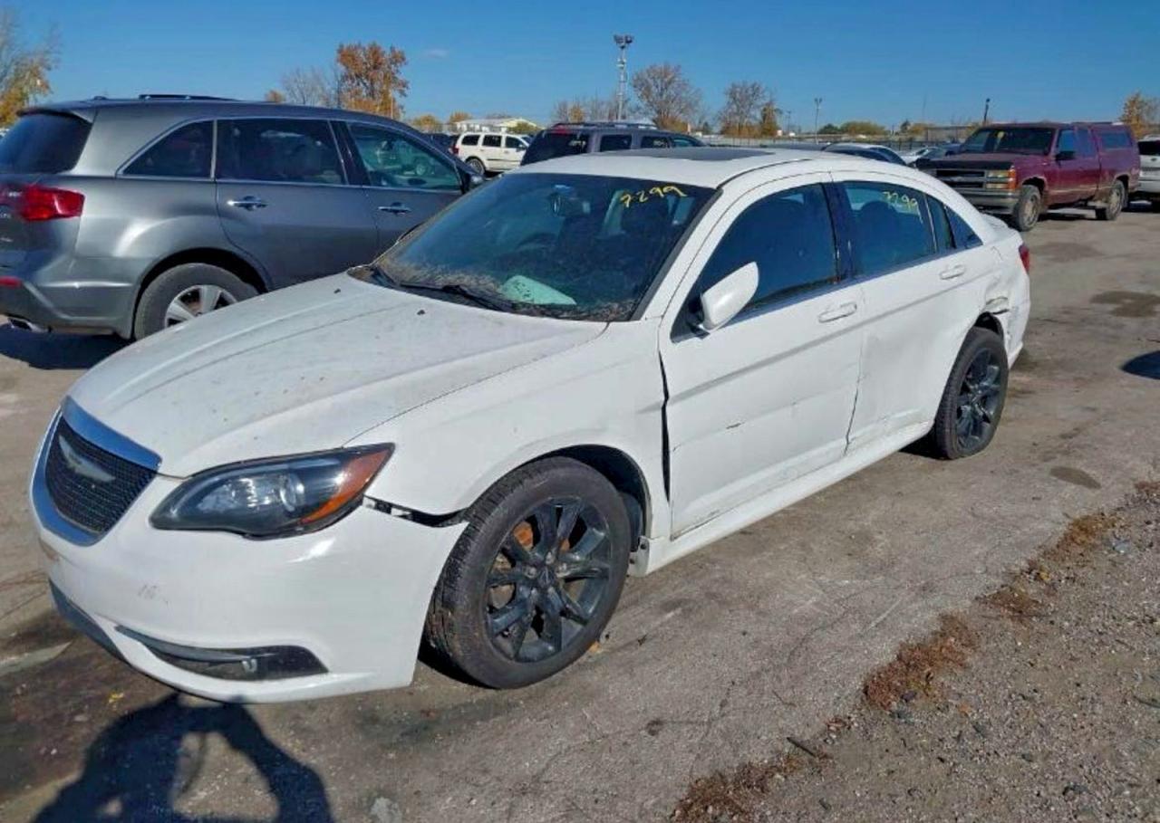 2014 CHRYSLER 200