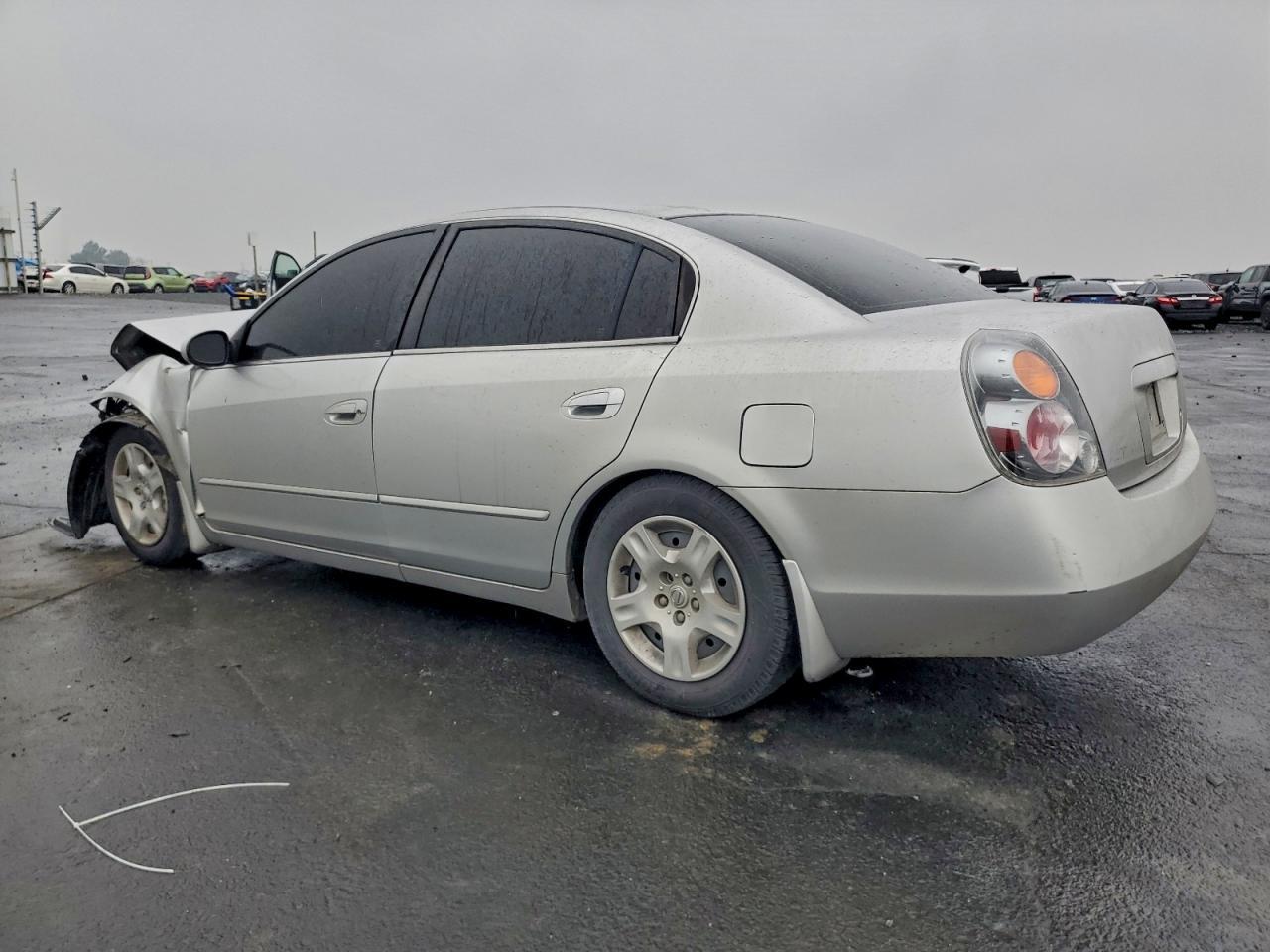 2002 NISSAN ALTIMA
