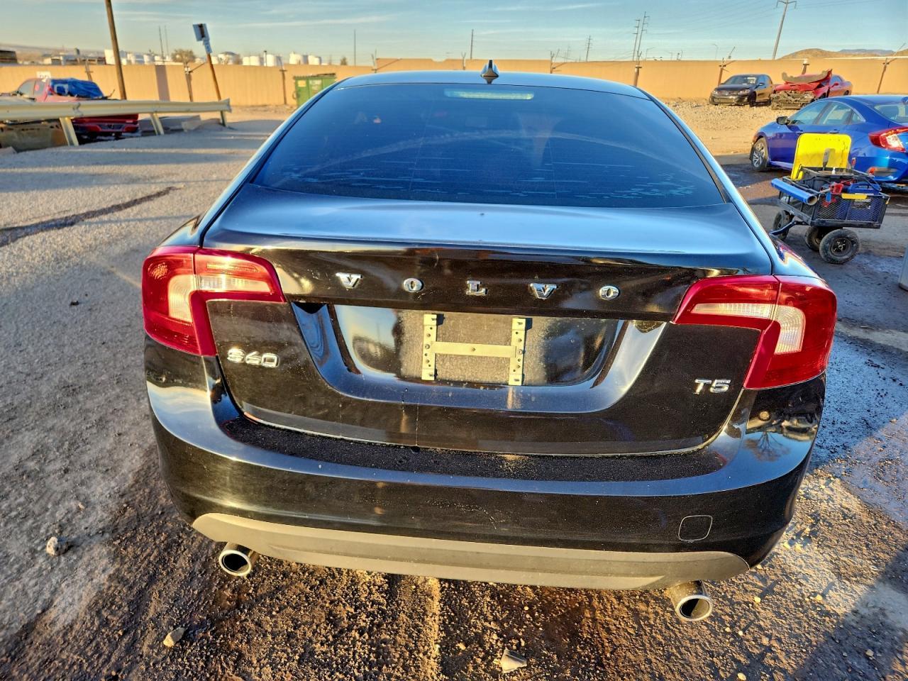 2013 VOLVO S60