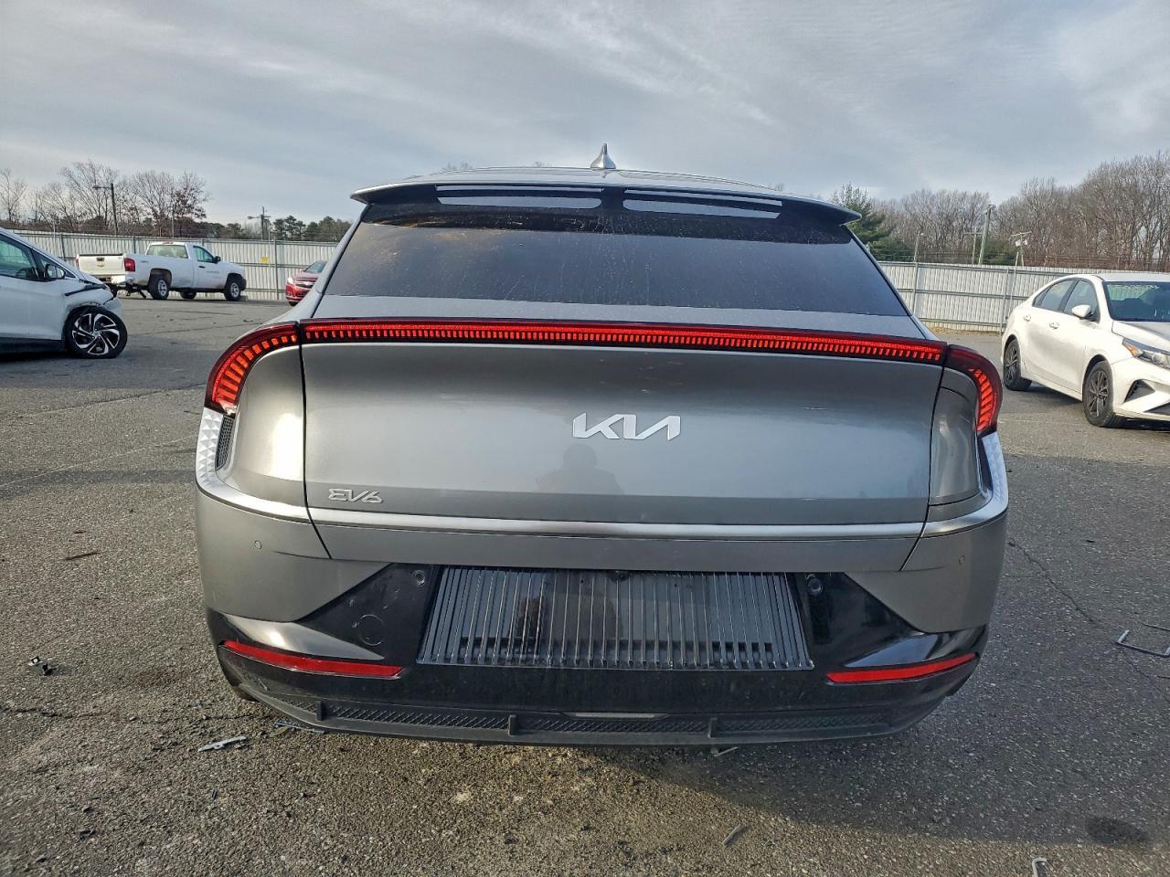 2023 KIA EV6