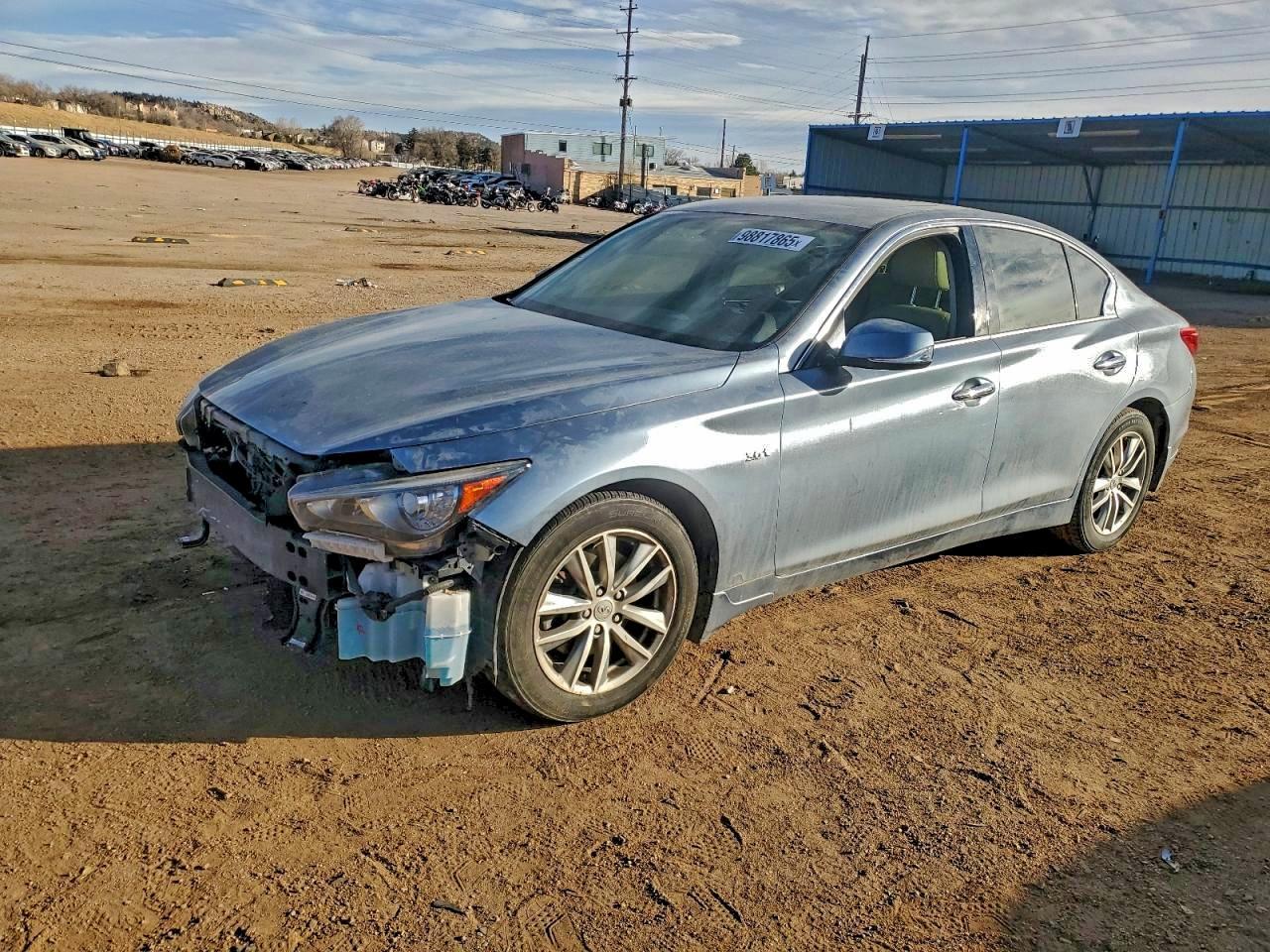2016 INFINITI Q50