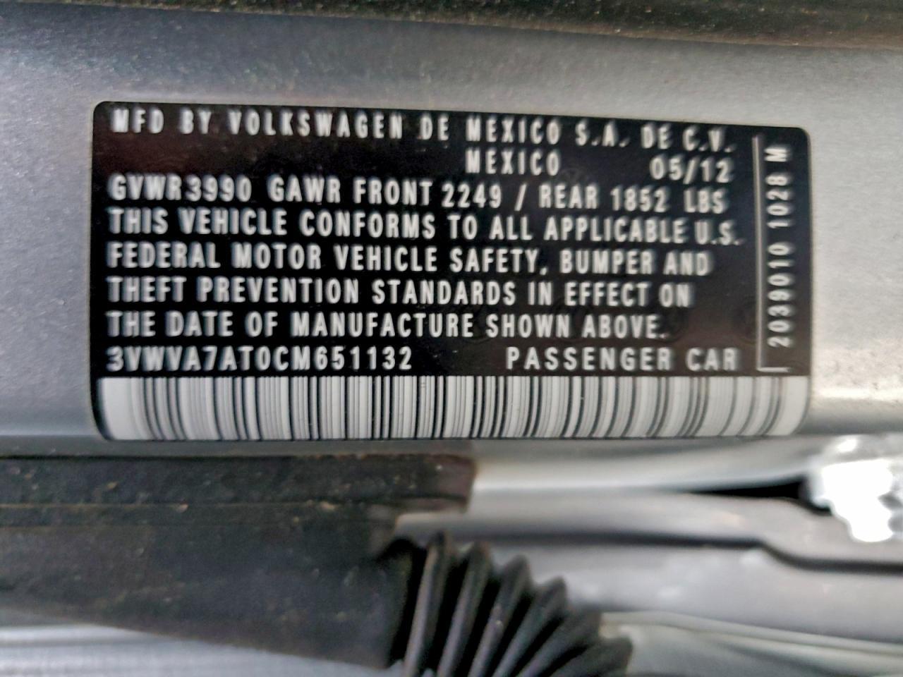 2012 VOLKSWAGEN Beetle