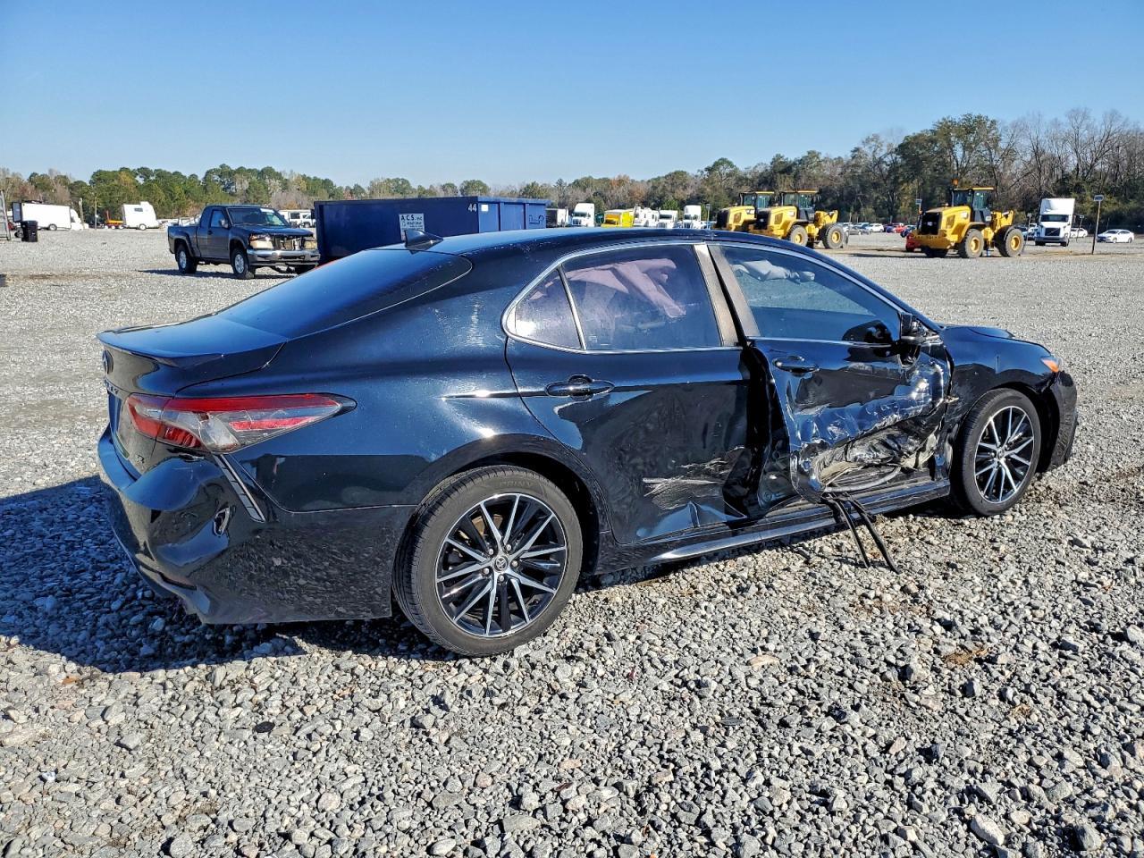 2021 TOYOTA CAMRY