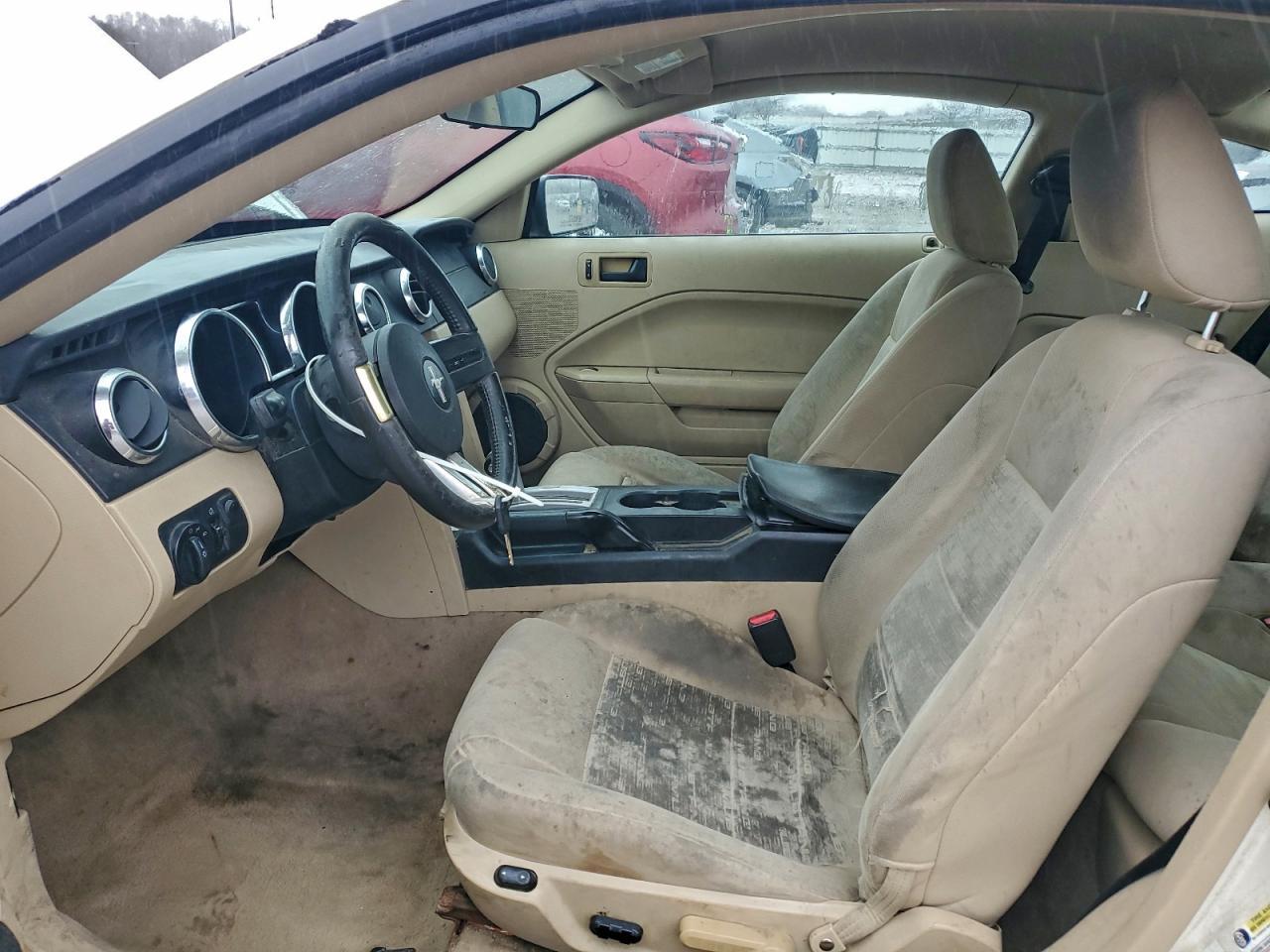 2005 FORD MUSTANG