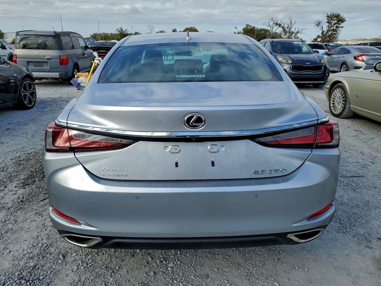 2025 LEXUS ES 350