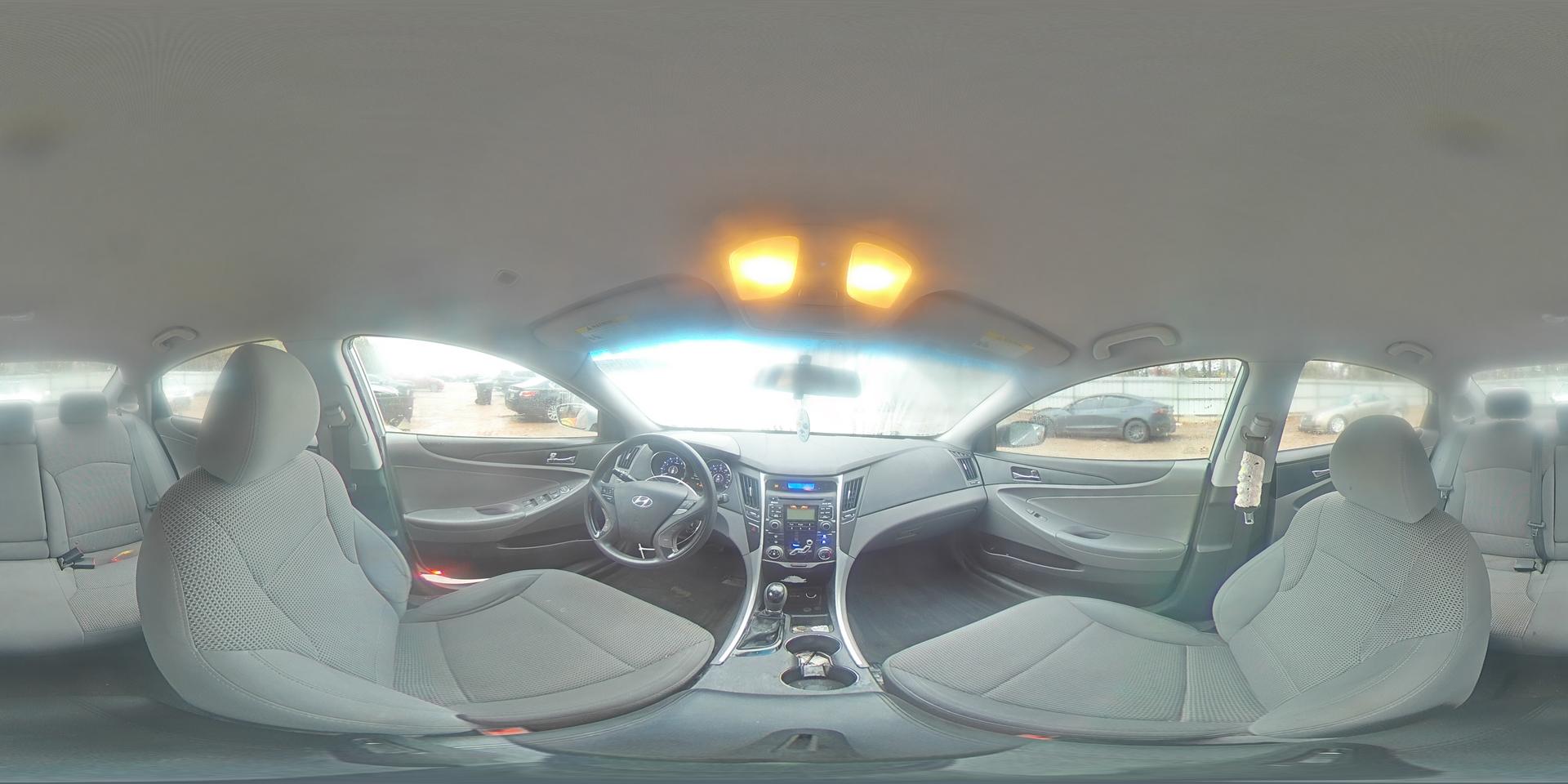 2011 HYUNDAI SONATA