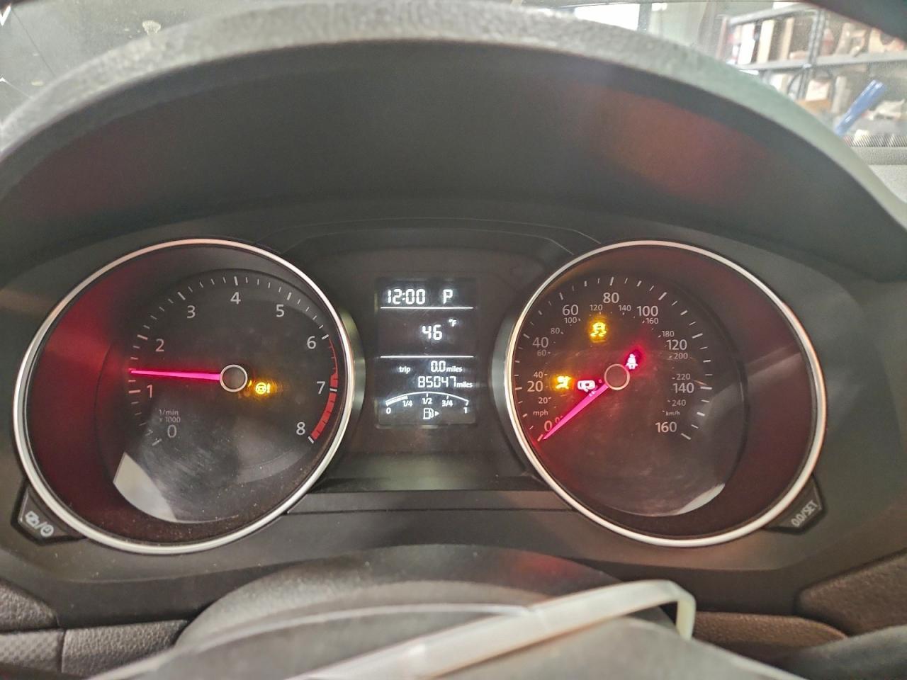 2016 VOLKSWAGEN JETTA