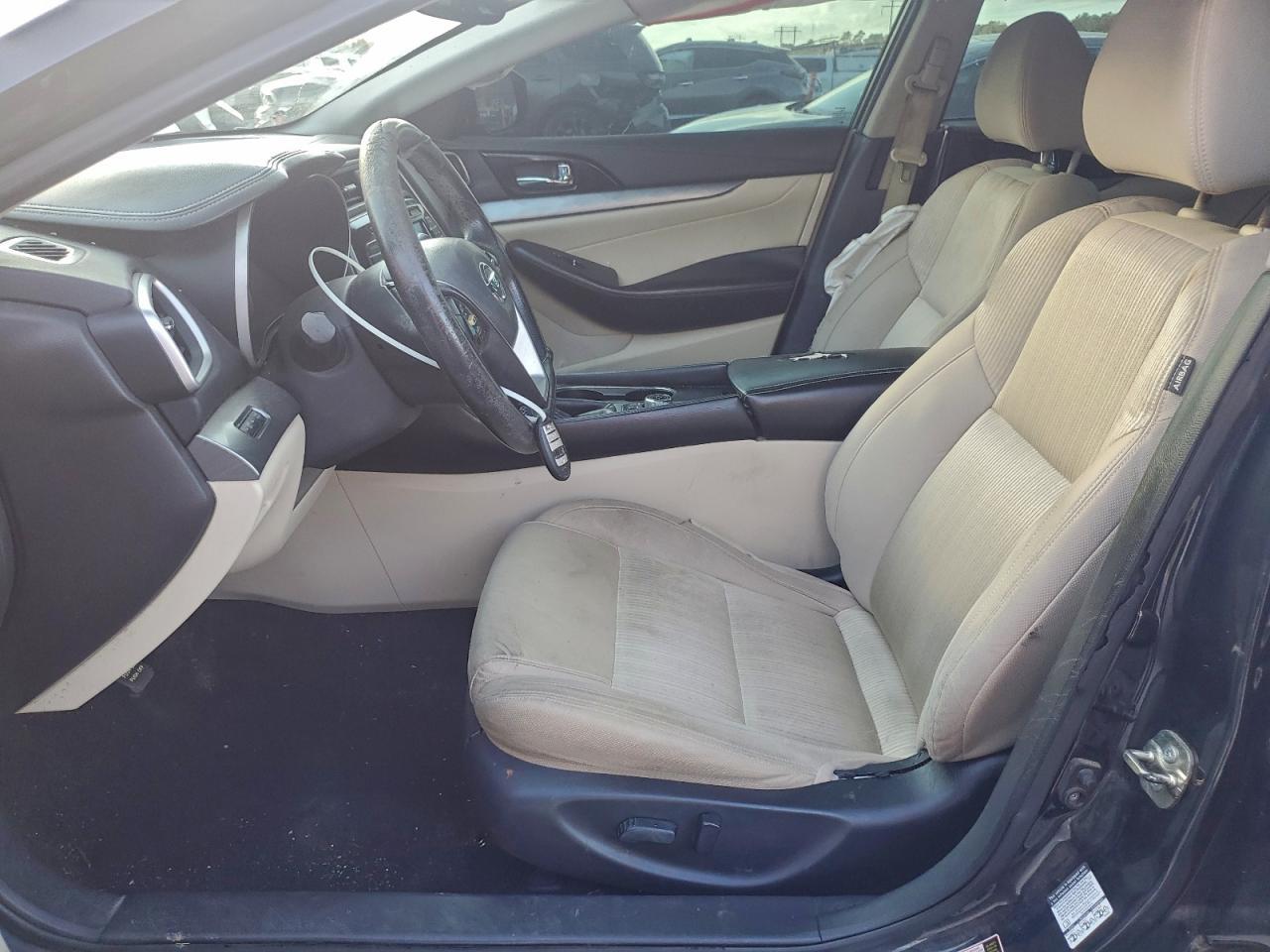 2016 NISSAN Maxima