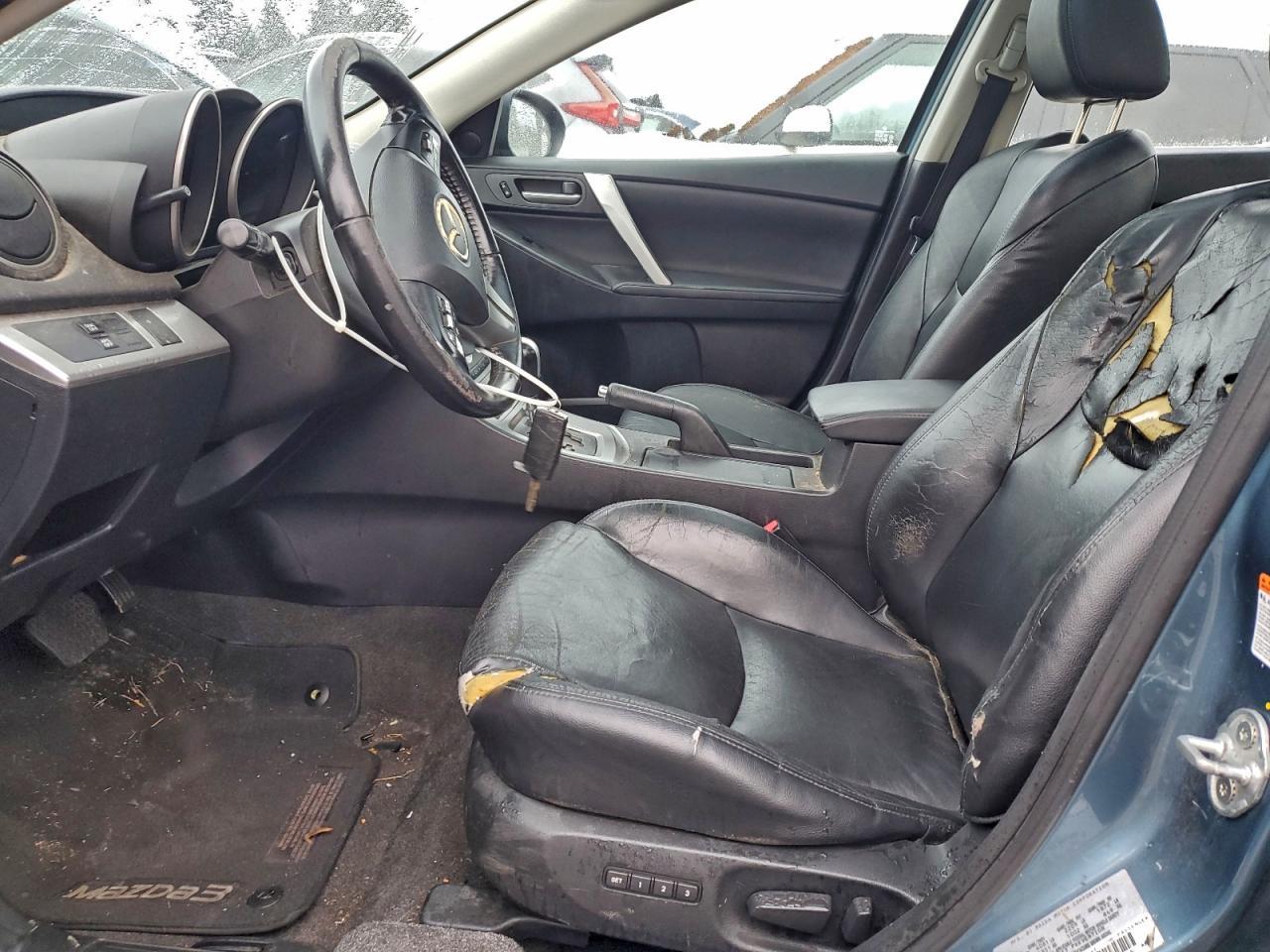 2010 MAZDA 3
