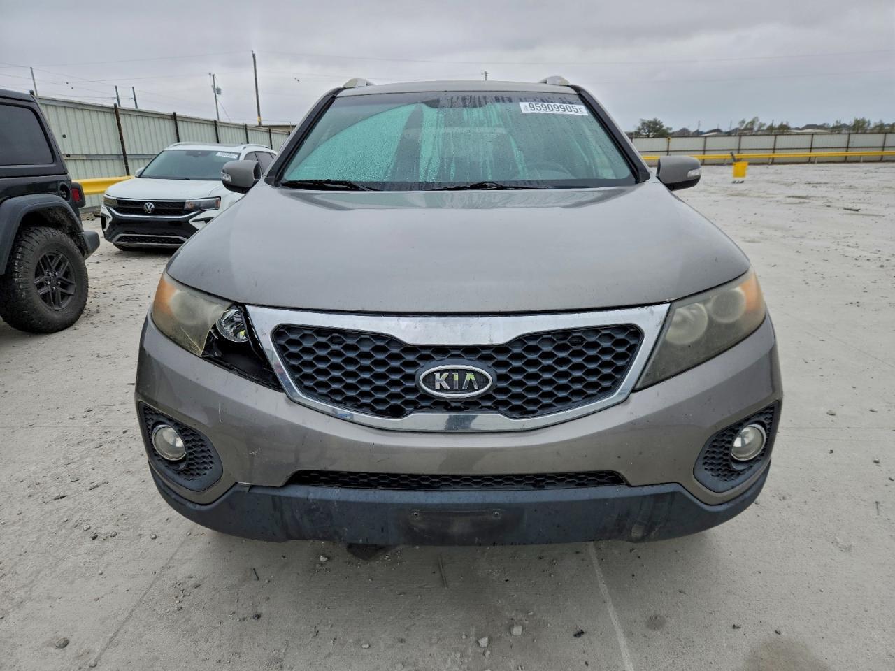 2011 KIA SORENTO