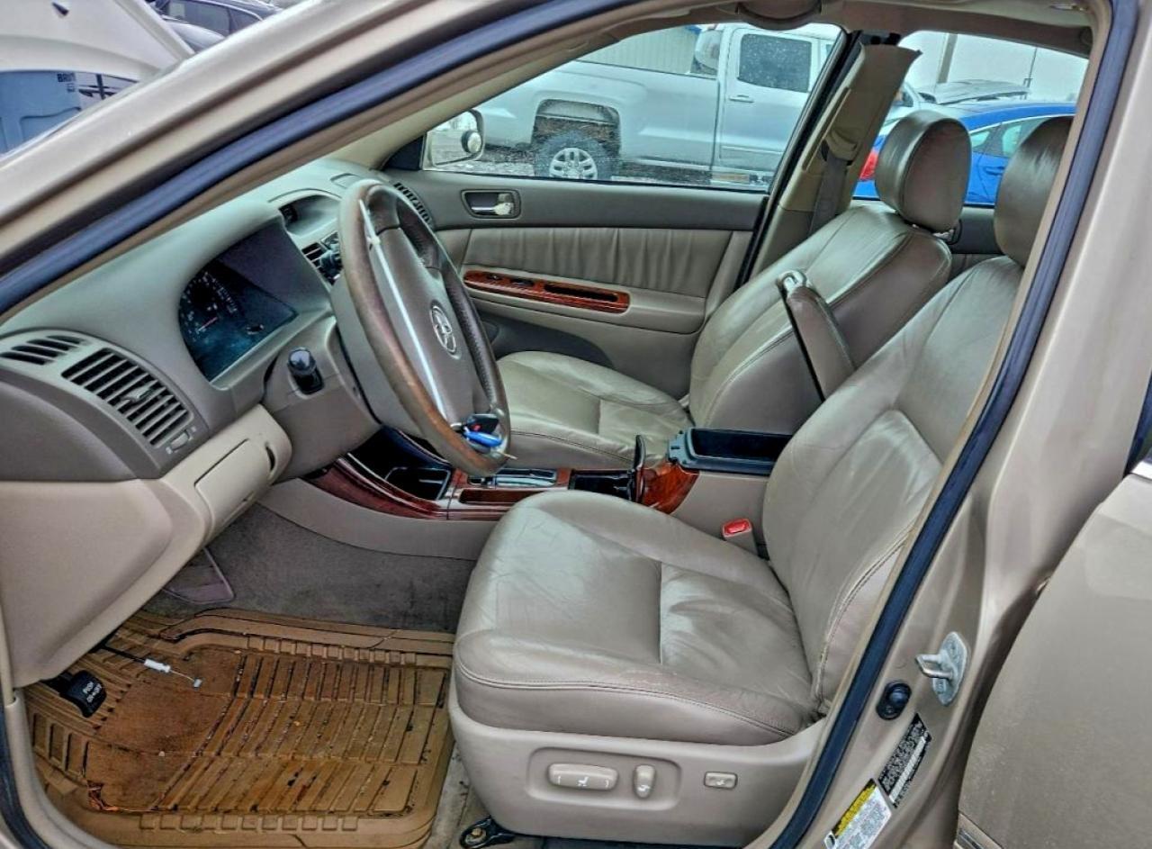 2004 TOYOTA CAMRY