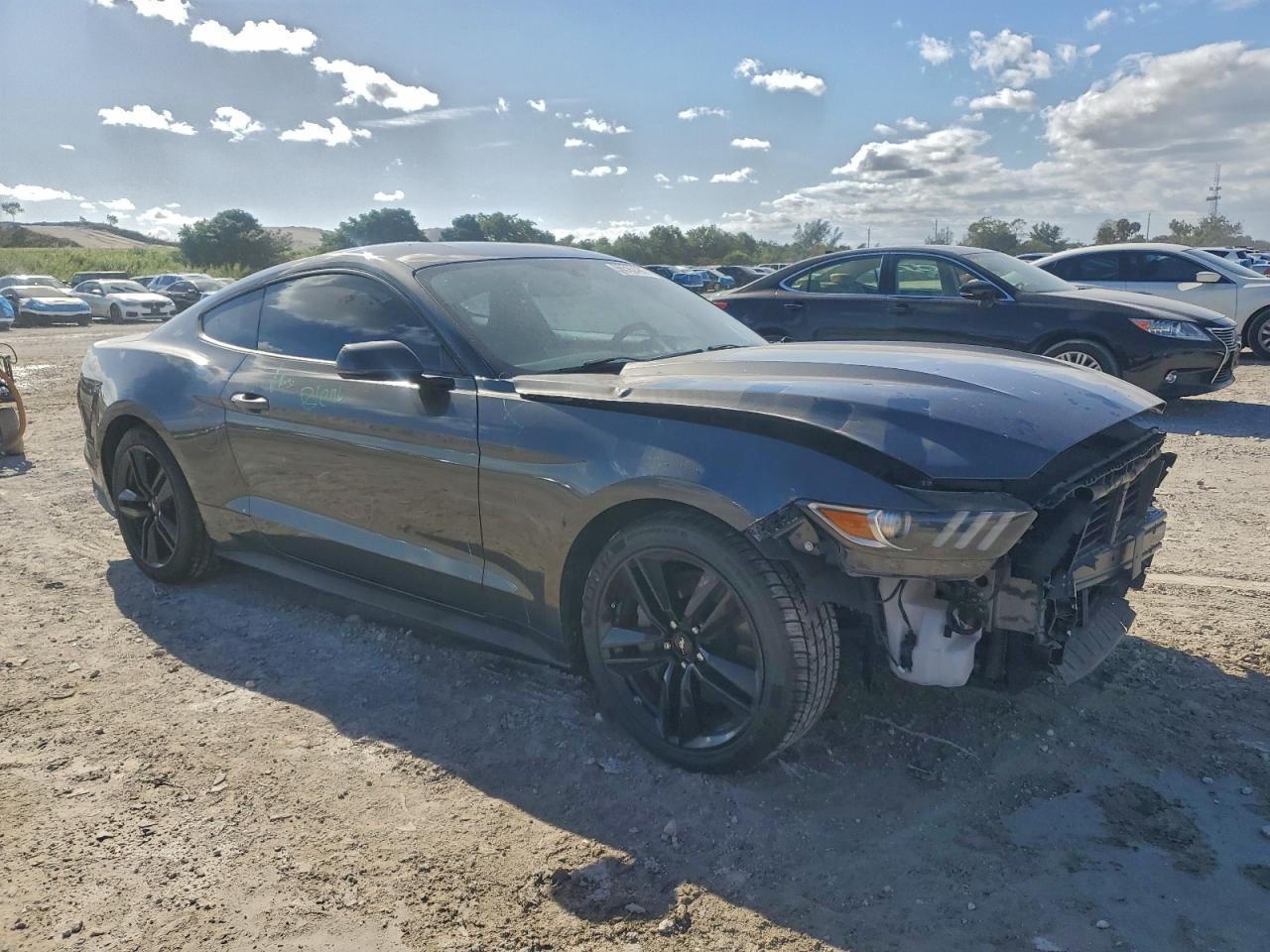 2015 FORD MUSTANG