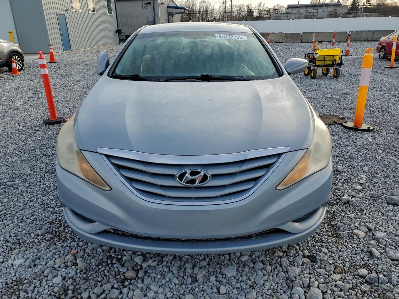 2011 HYUNDAI SONATA