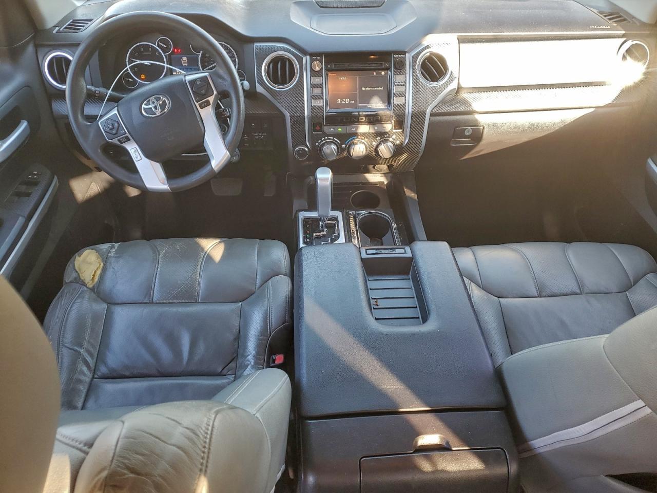 2016 TOYOTA TUNDRA