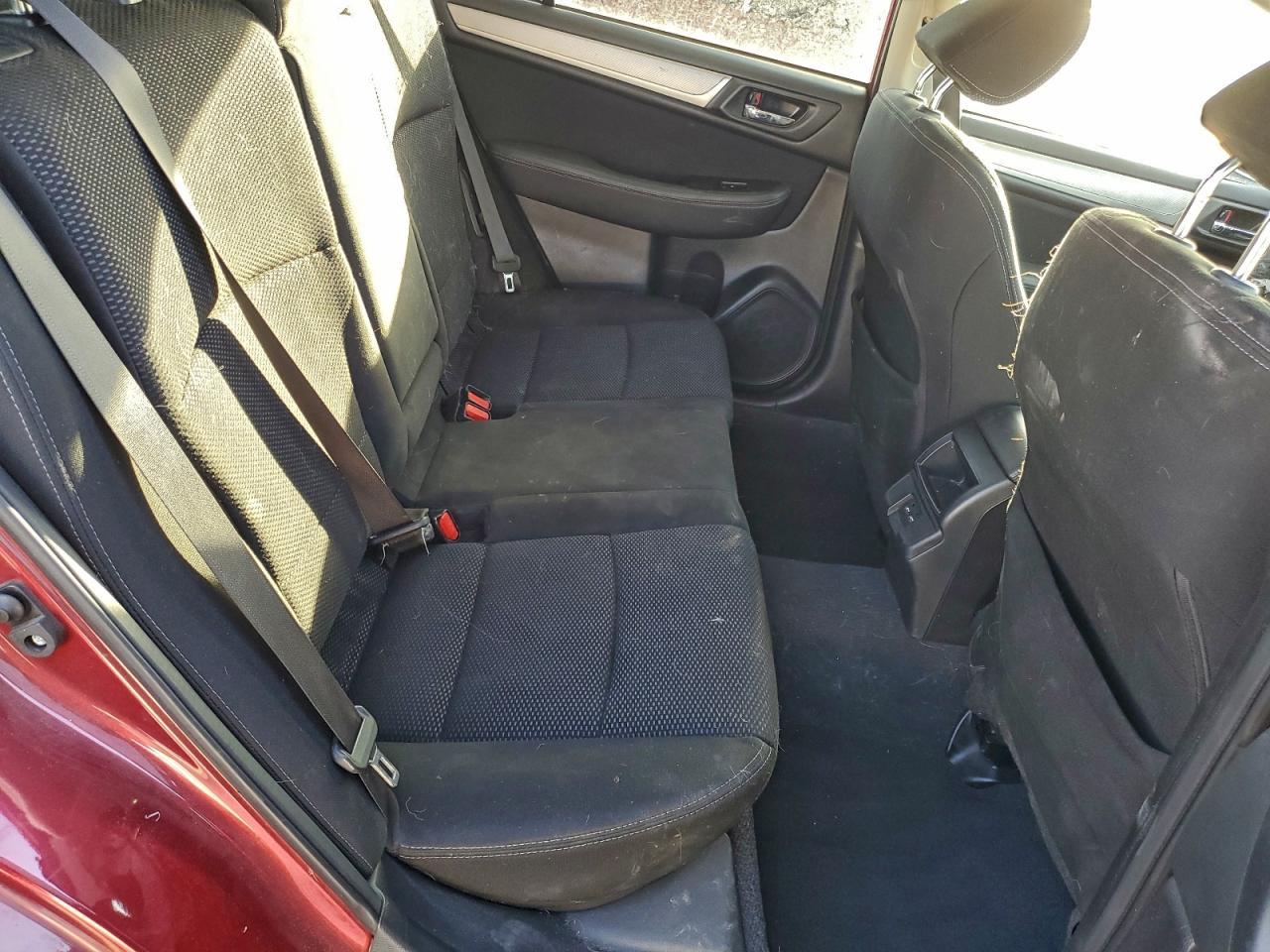 2018 SUBARU Outback