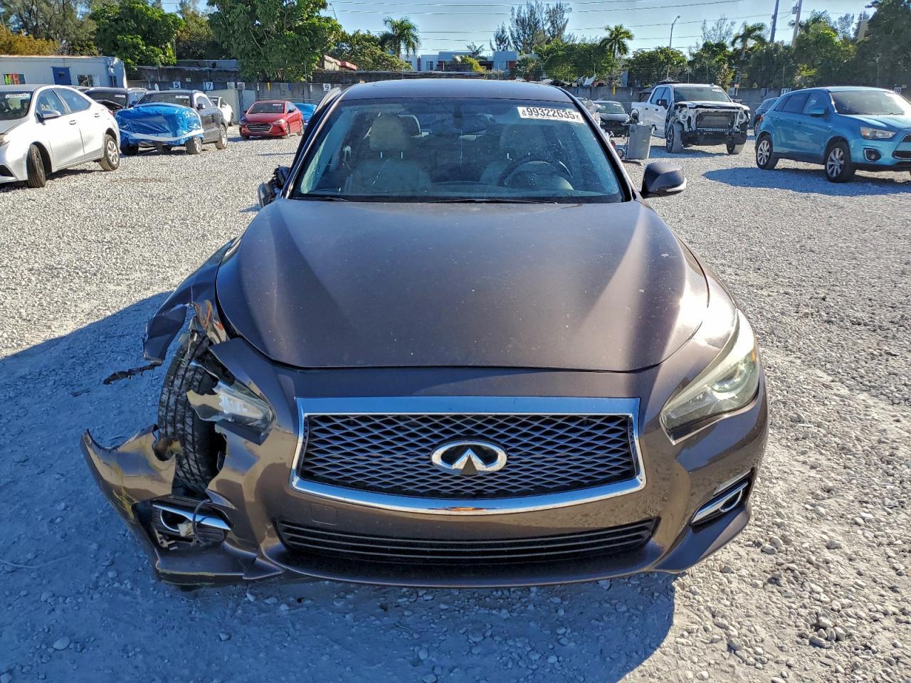 2015 INFINITI Q50