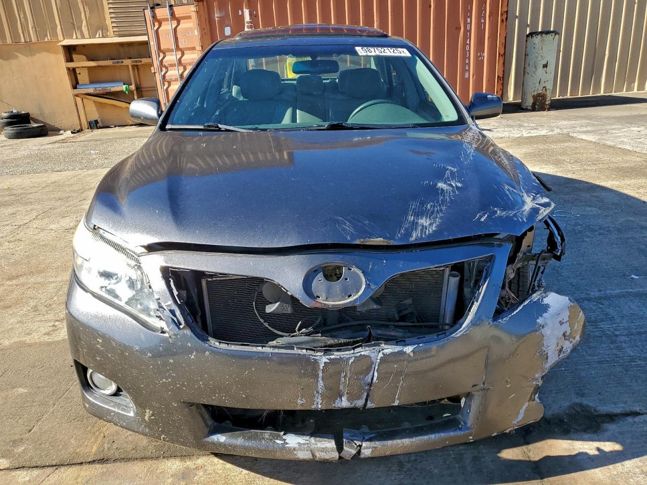 2011 TOYOTA CAMRY