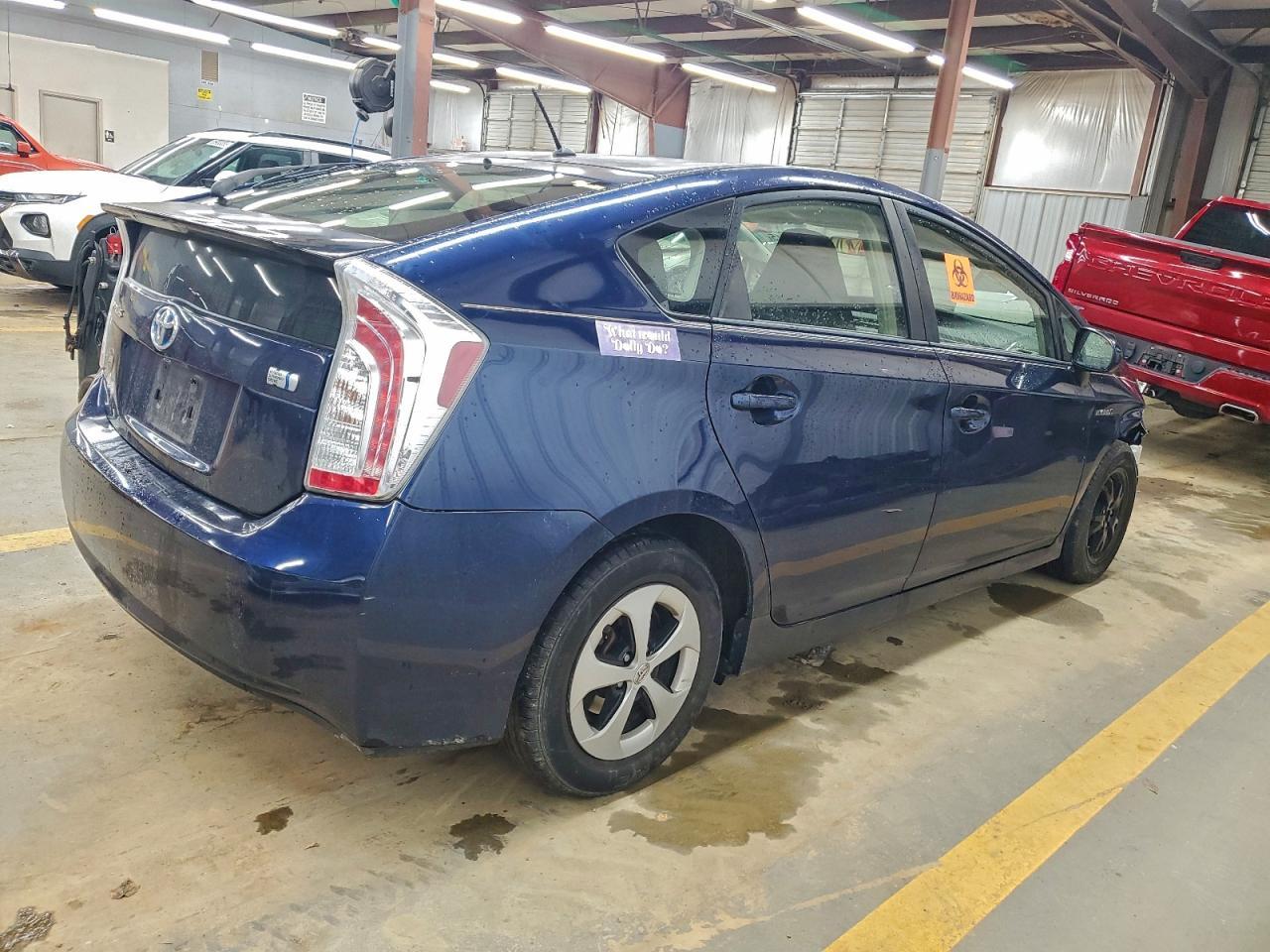 2015 TOYOTA PRIUS