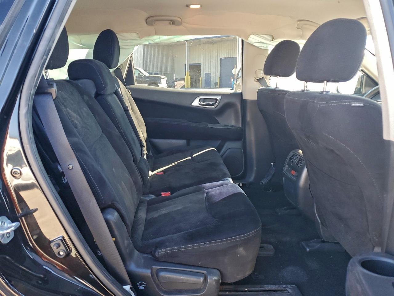 2016 NISSAN PATHFINDER