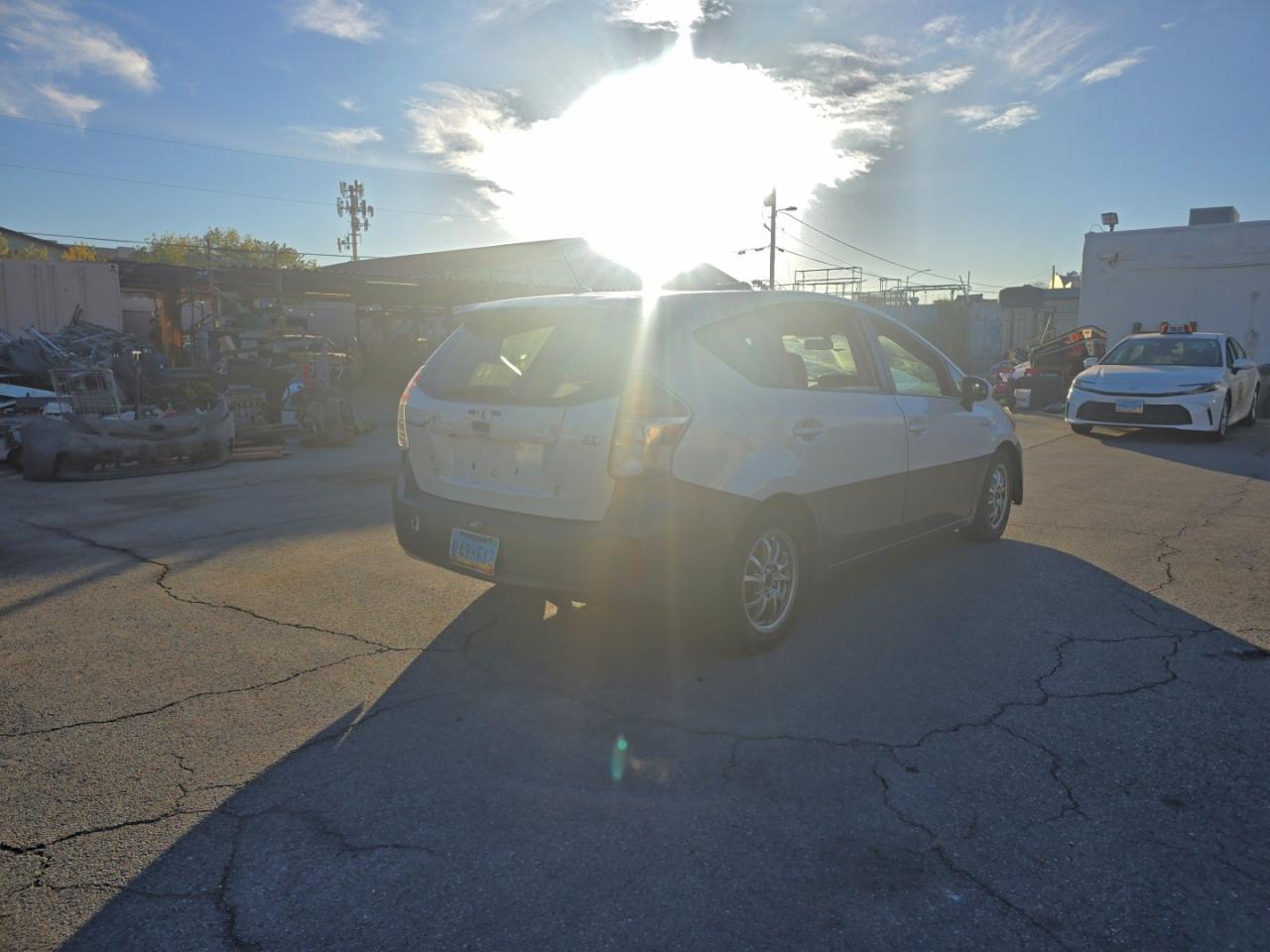 2016 TOYOTA PRIUS V