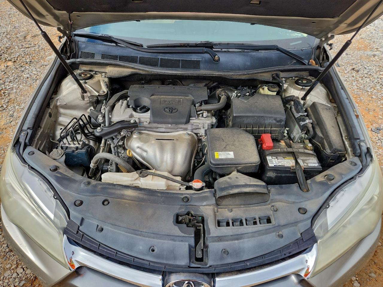 2016 TOYOTA CAMRY