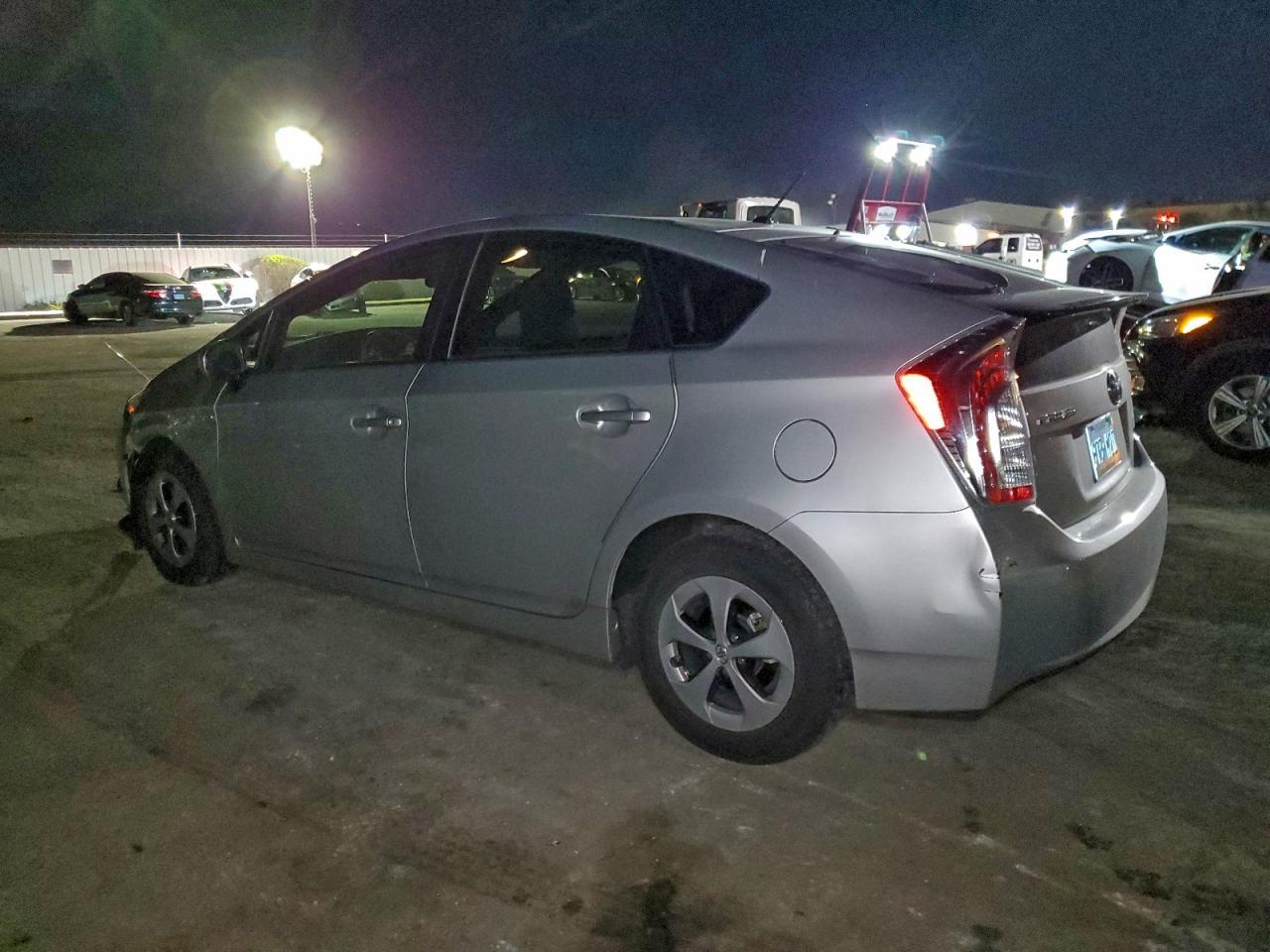 2015 TOYOTA PRIUS