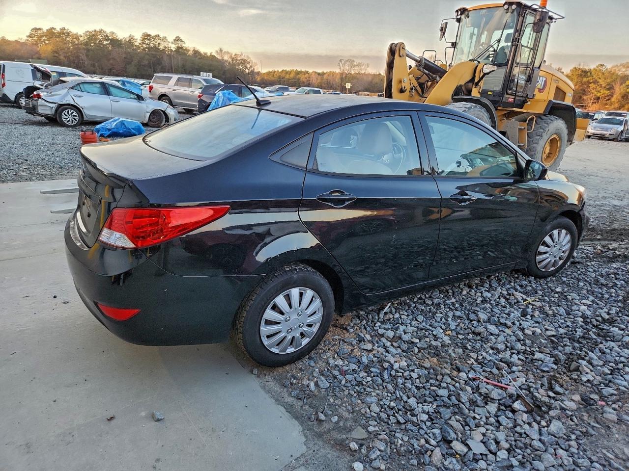 2013 HYUNDAI ACCENT