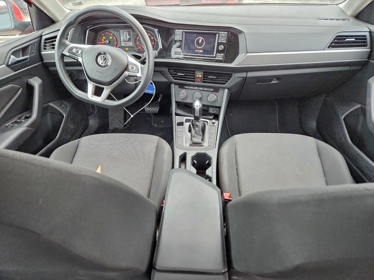 2019 VOLKSWAGEN JETTA