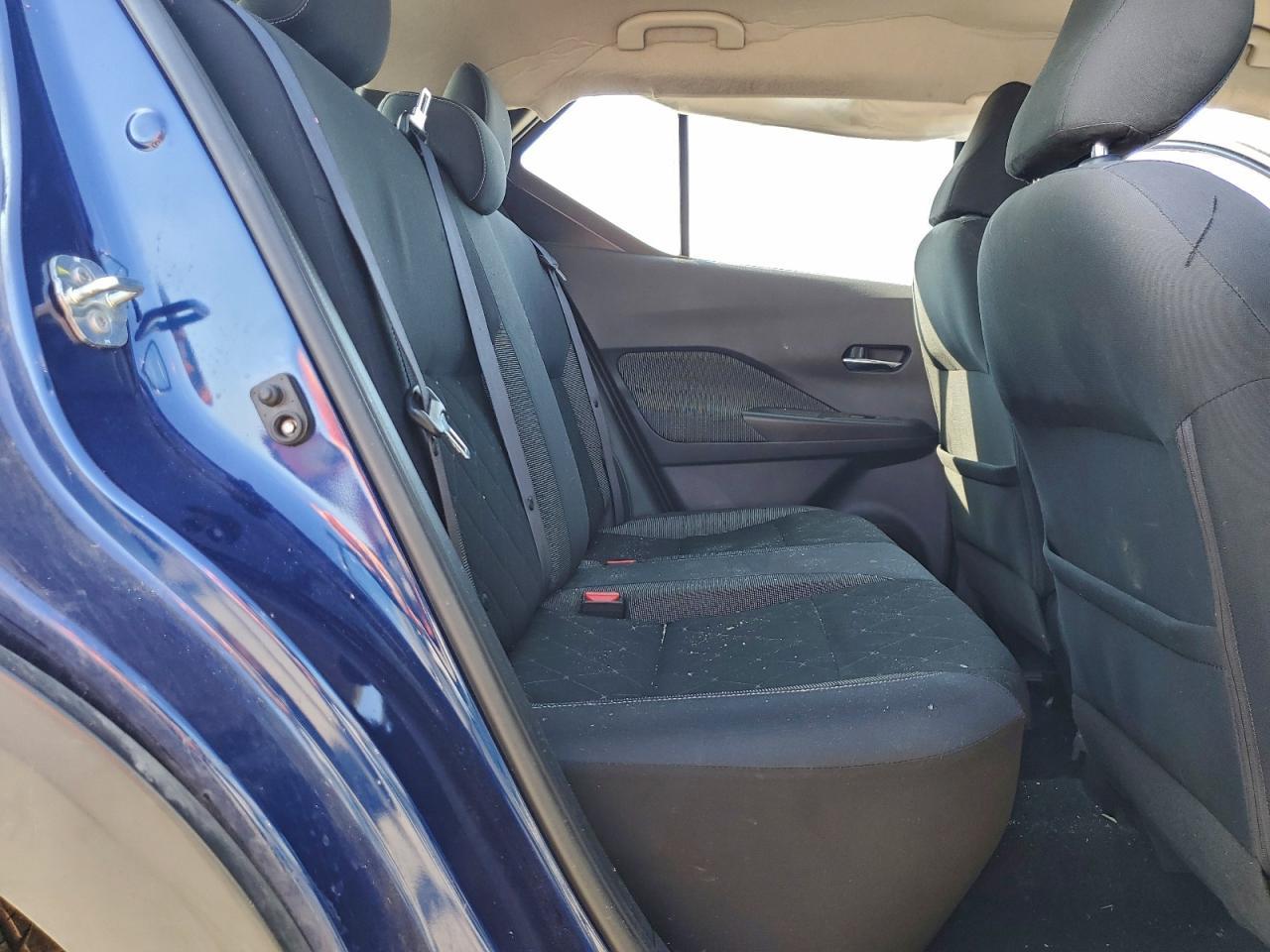2019 NISSAN KICKS