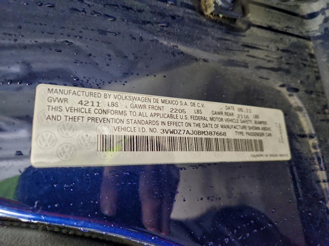 2011 VOLKSWAGEN JETTA