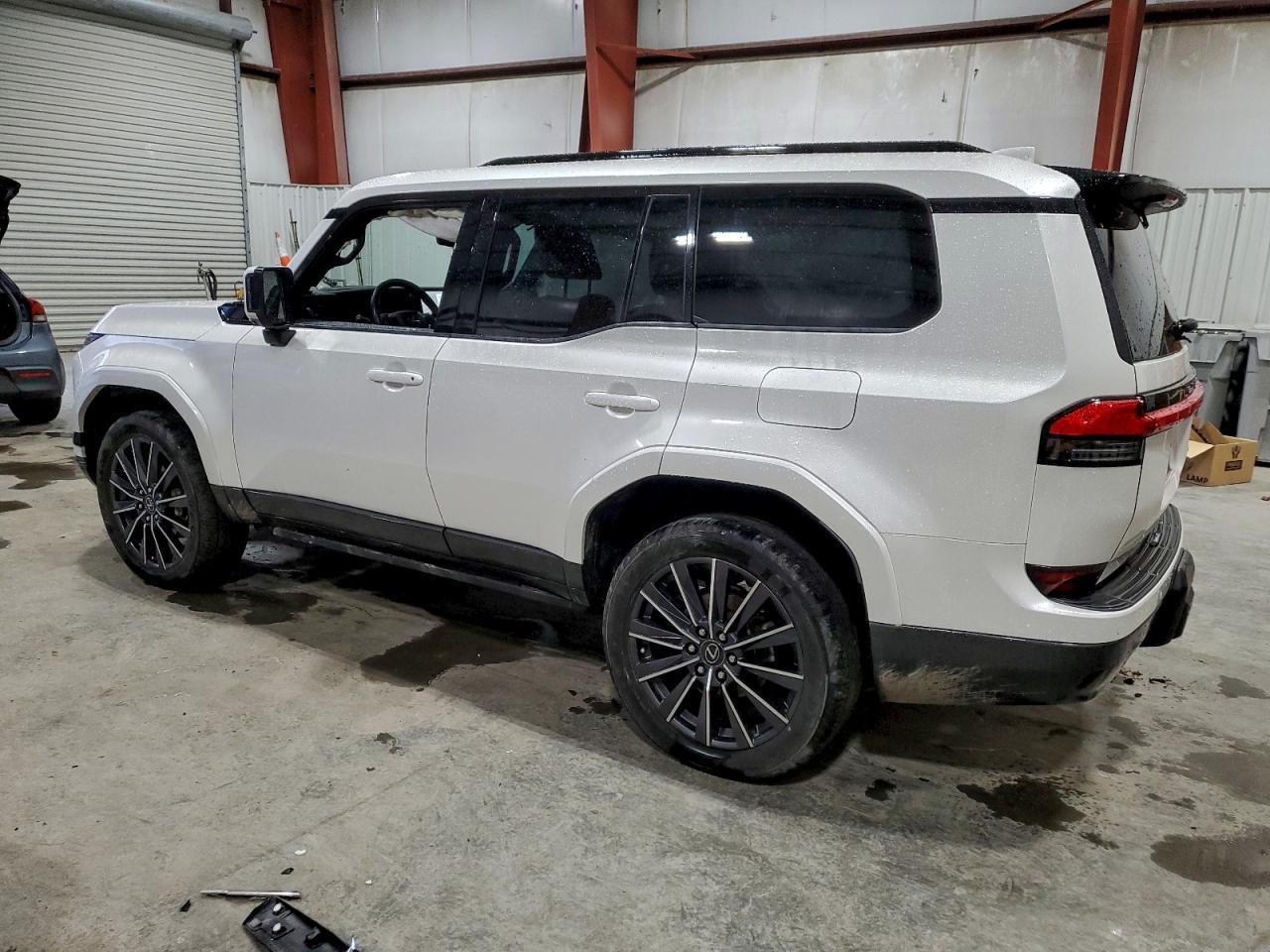 2024 LEXUS GX 550